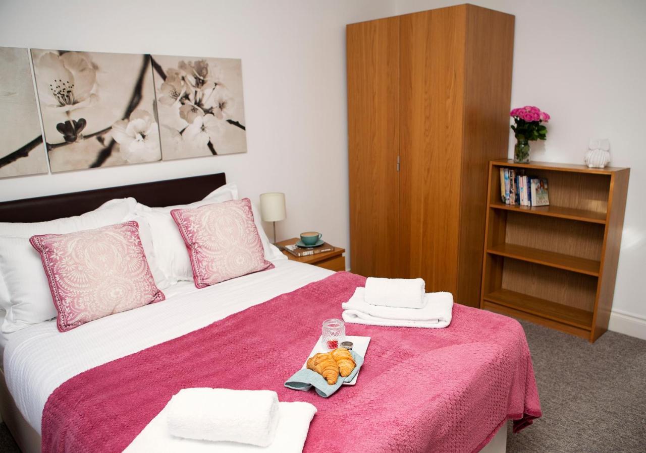Apt 2, Trafalgar Square 2Nd Floor By Indigo Flats Londres Exterior foto