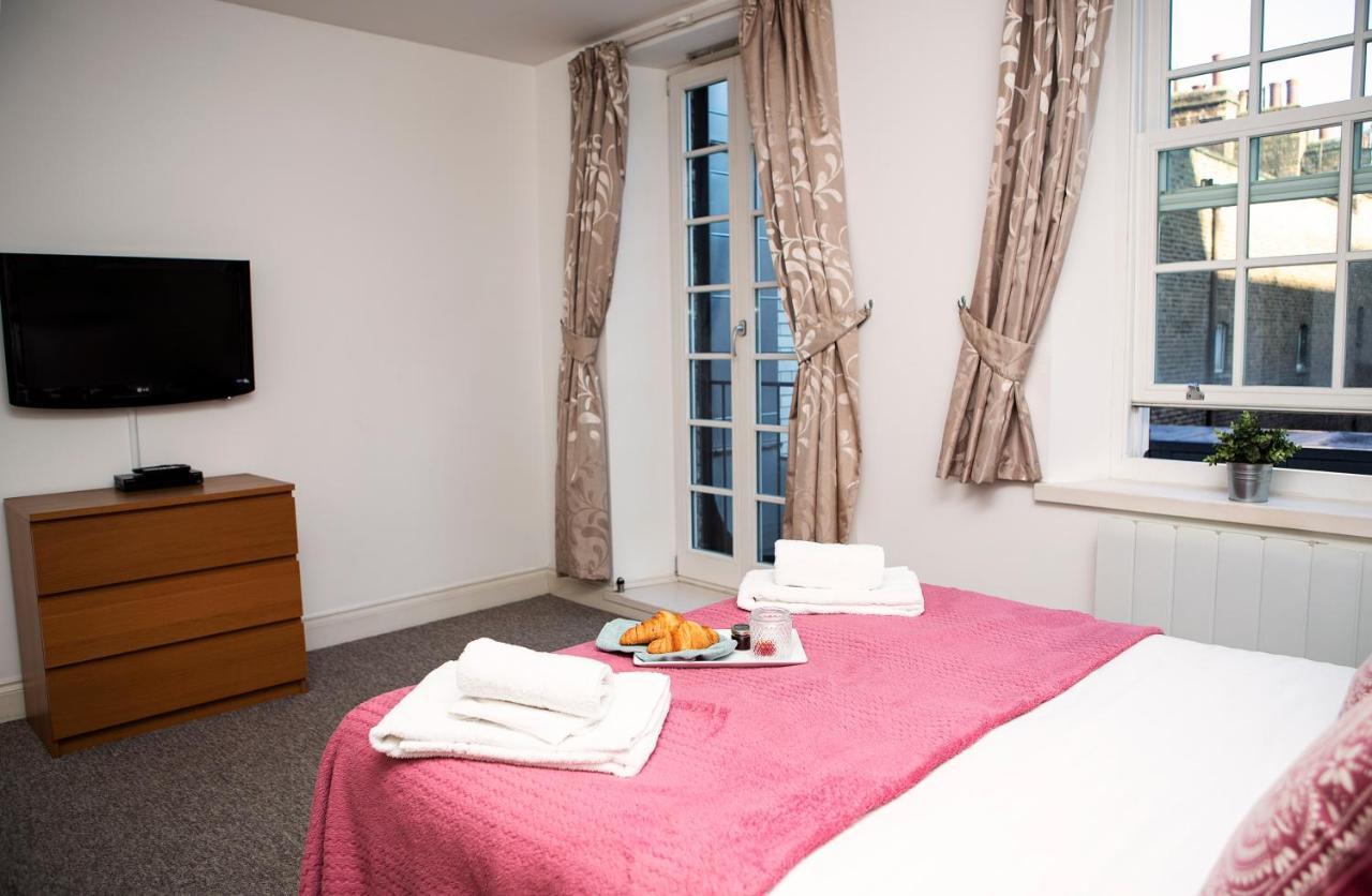 Apt 2, Trafalgar Square 2Nd Floor By Indigo Flats Londres Exterior foto